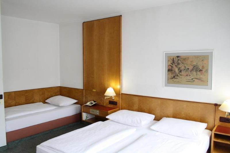 Hotel Ekazent Schonbrunn 1