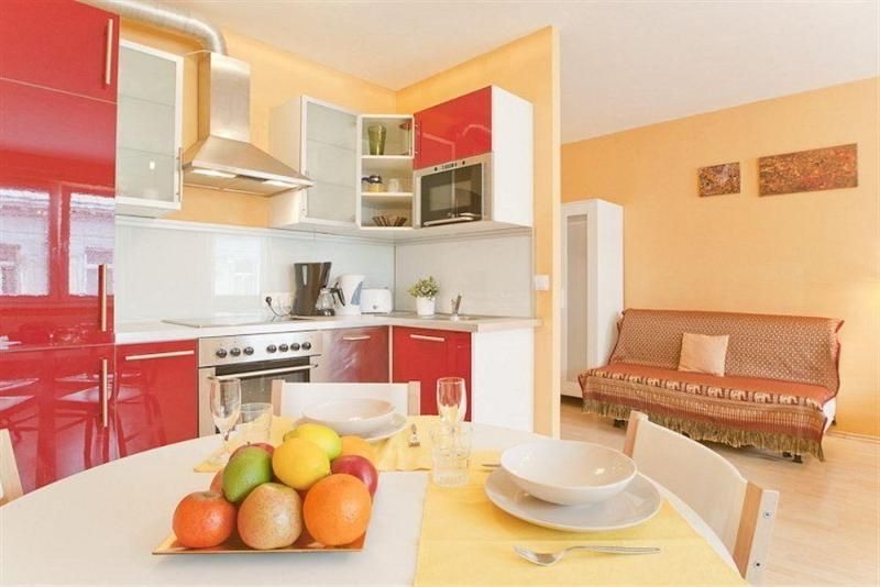 Vienna Opera Apartment 2