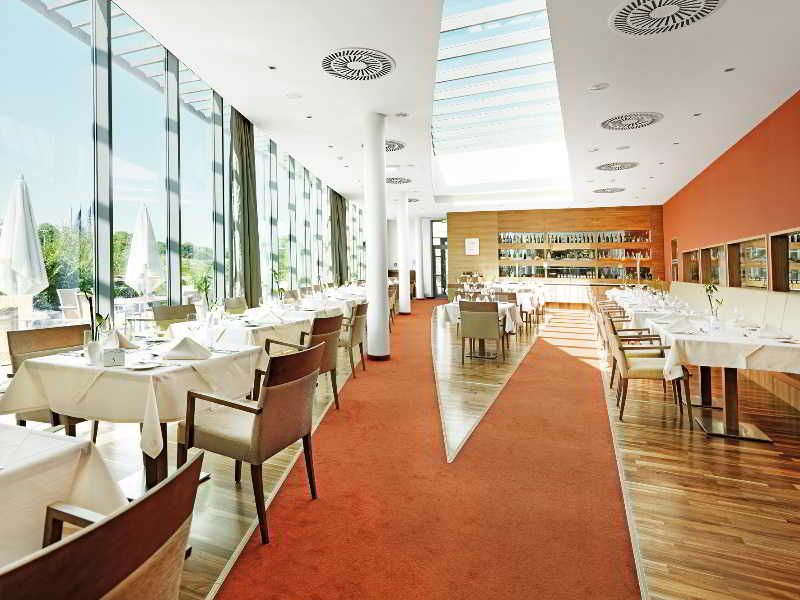 Therme Laa - Hotel & Silent Spa 3