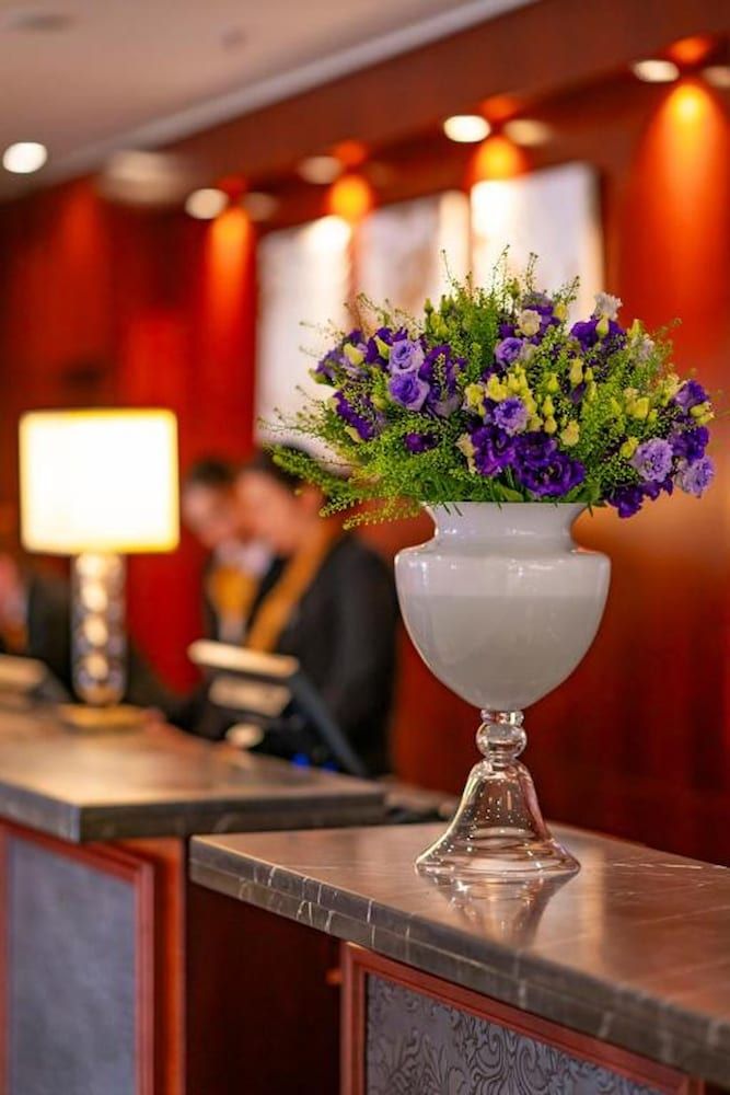 Grand Hotel Prague Towers 2