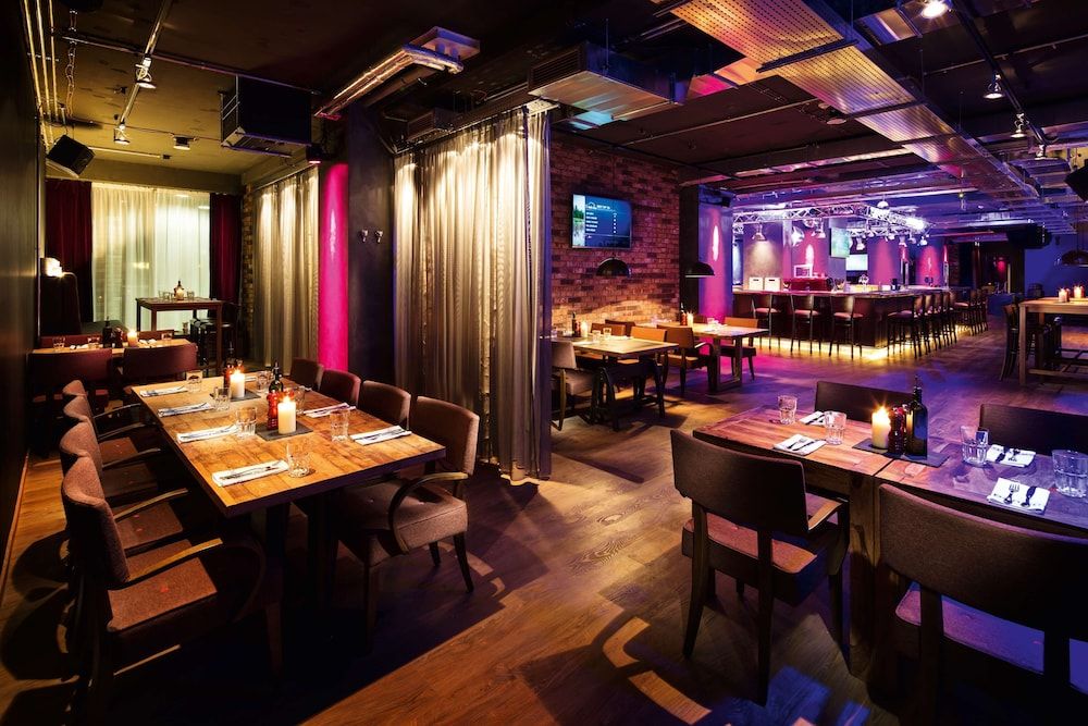 Hotel PULSE8 2