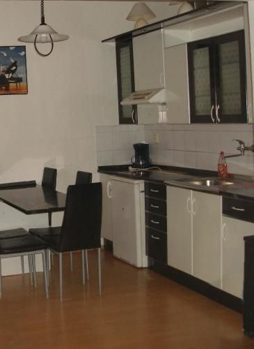 EASY JOURNEY Apartments 3