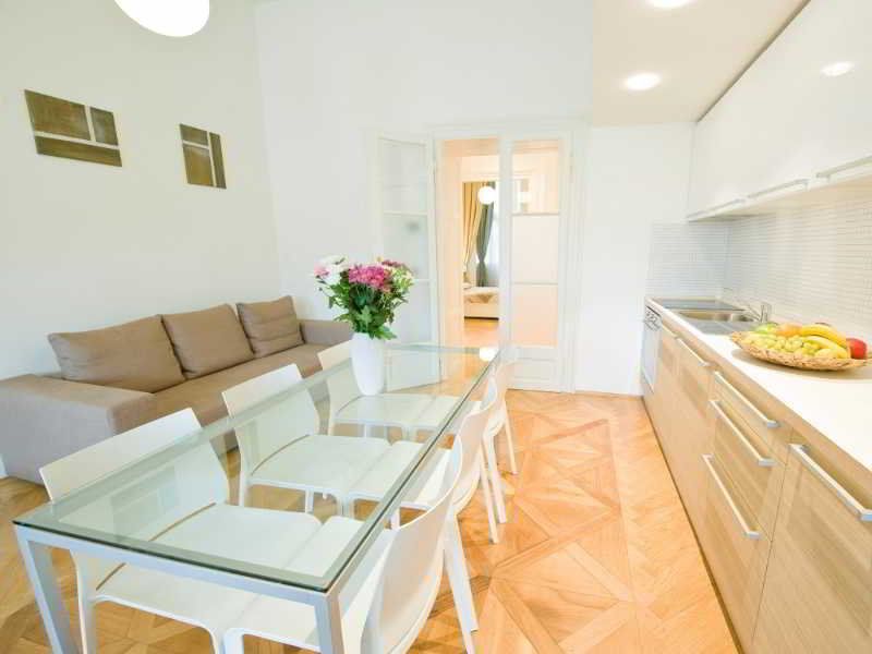 Bohemia Apartments Prague Old Town 1