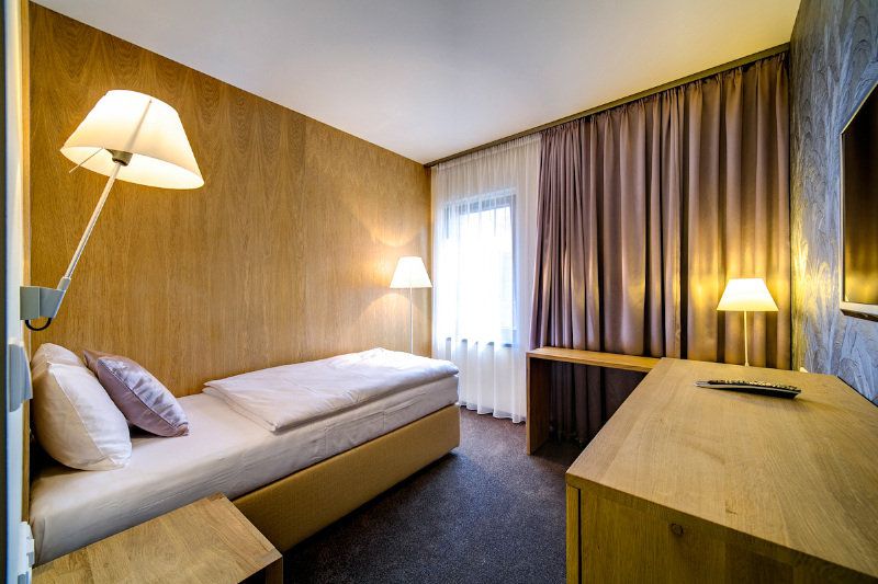 Darwin Hotel Restaurant 2