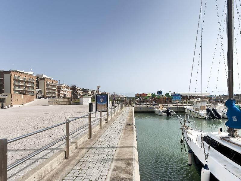 Smy Aran Blu Roma Mare 3