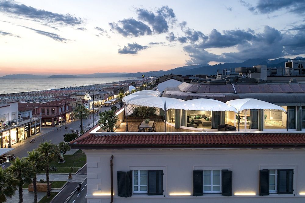 Hotel Plaza e de Russie 1