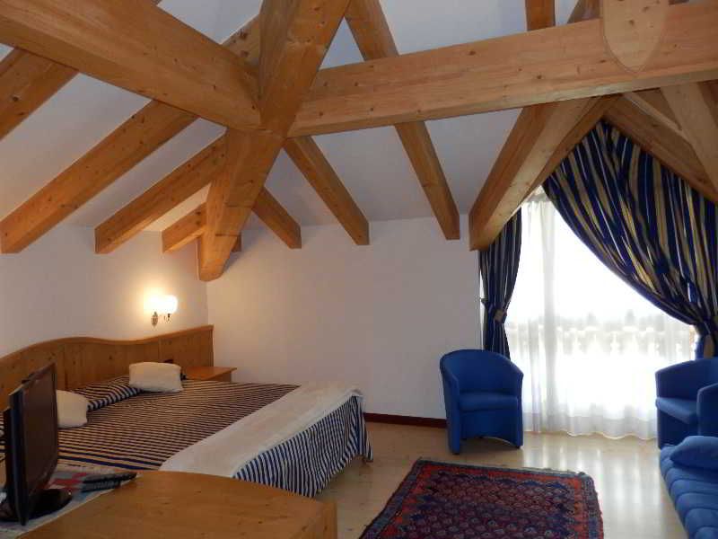 Hotel Dolomiti 2
