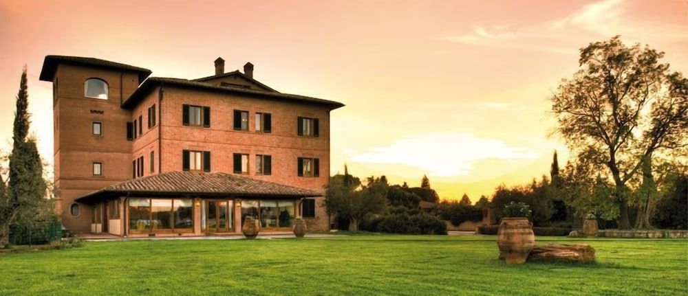 Locanda Poggioleone 3 estrelas em Castiglione del Lago