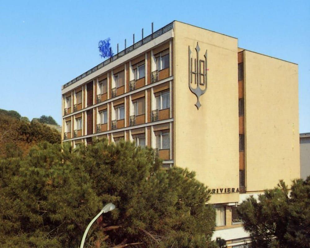 Hotel Riviera 3 estrelas em Celle Ligure