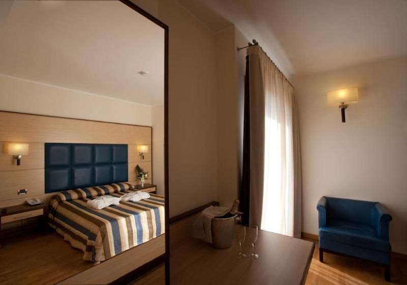 Virgilio Grand Hotel 4 estrelas em Sperlonga