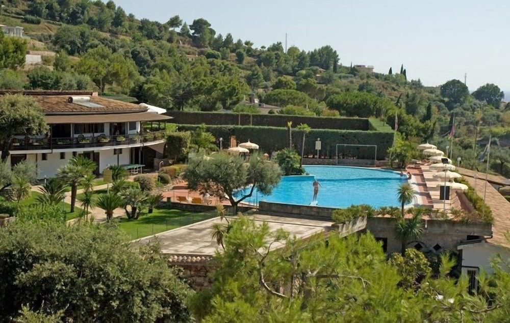 Residence Costa Di Kair Ed Din 1