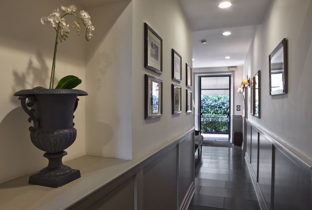 Hotel Villa Esperia 2