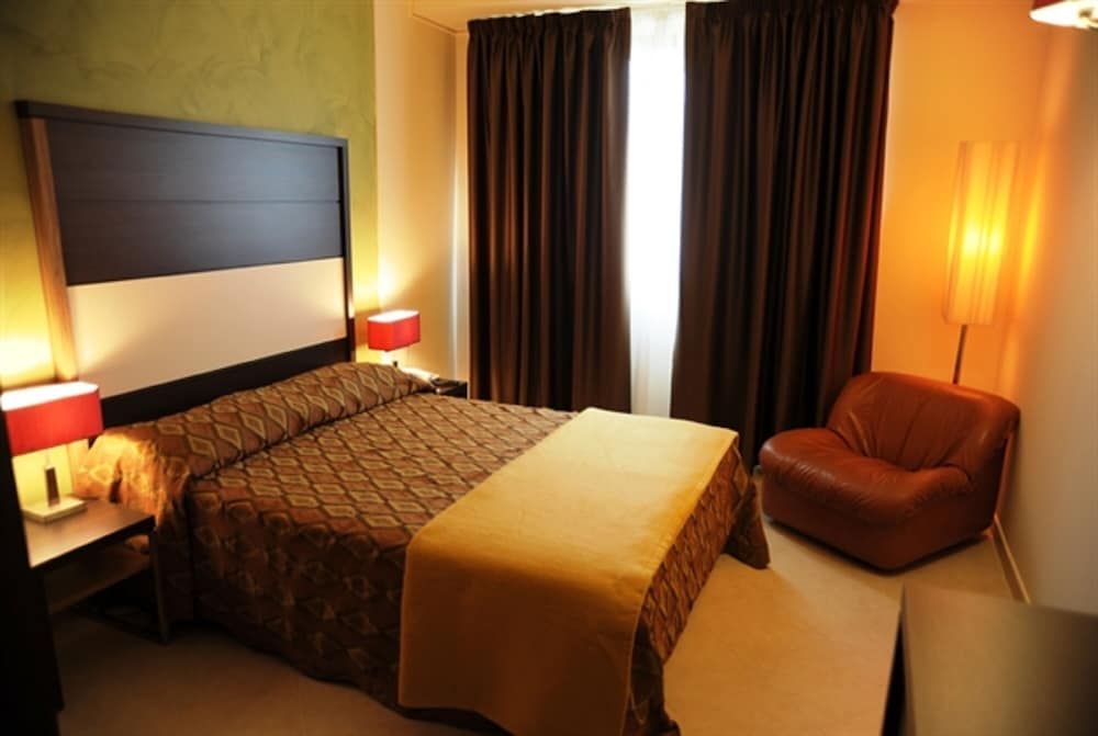 Viola Palace Hotel 2