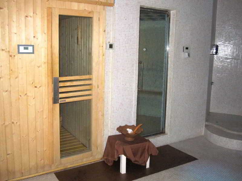 Tindari Resort & Marina Beach 3