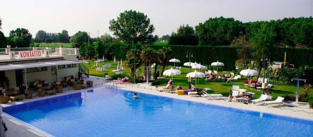 Zanhotel & Meeting Centergross 1