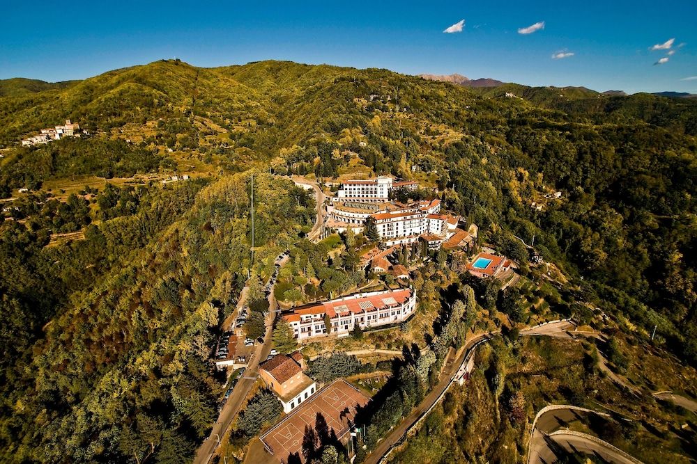 Renaissance Tuscany Il Ciocco Resort & Spa 1