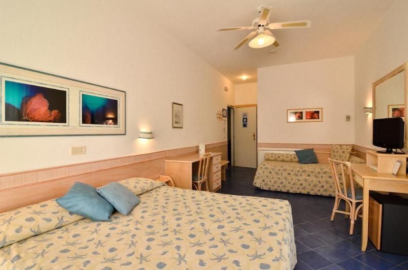 Aurora Hotel Sperlonga 3 estrelas em Sperlonga