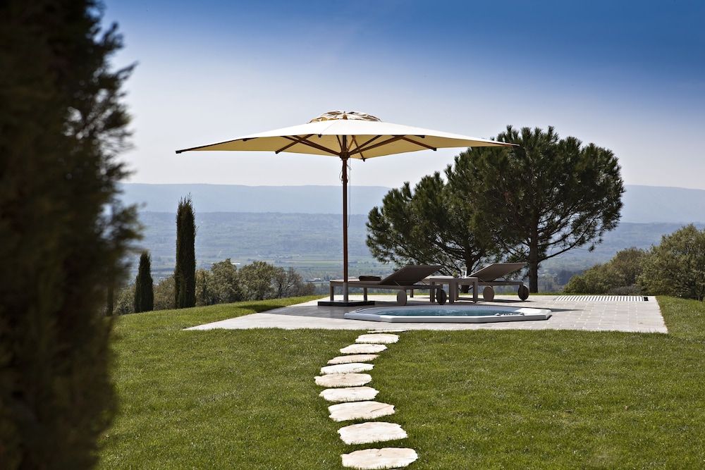 Coquillade Provence 2