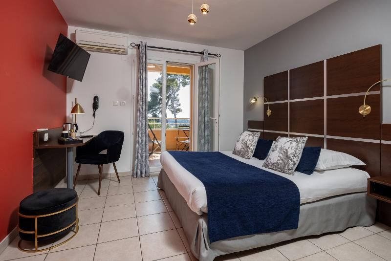 The Originals City, Hôtel Côté Sud, Marseille Est 3 estrelas em Allauch