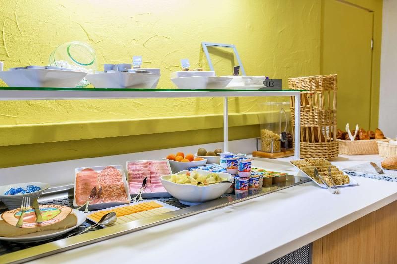 Comfort Hotel Amiens Nord 3