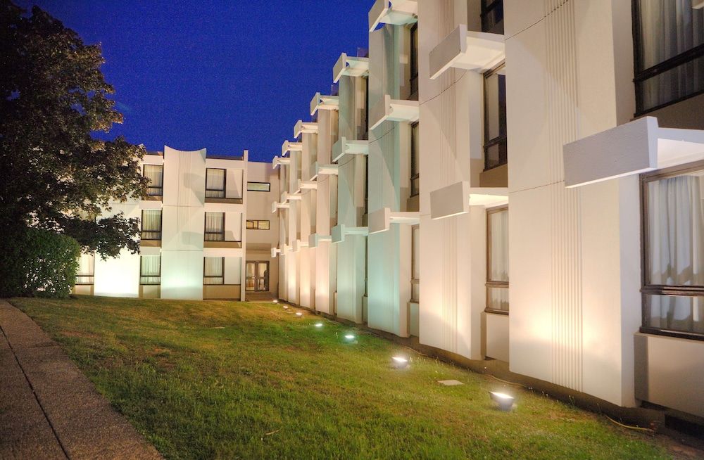 Best Western Saint-Etienne Porte du Forez 4 estrelas em Andrézieux-Bouthéon