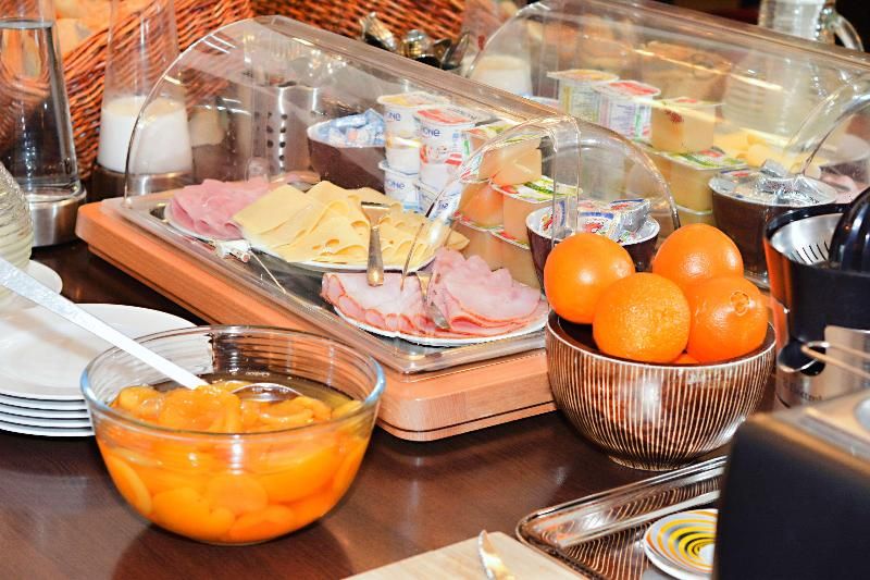 Sure Hotel by Best Western Annemasse 2