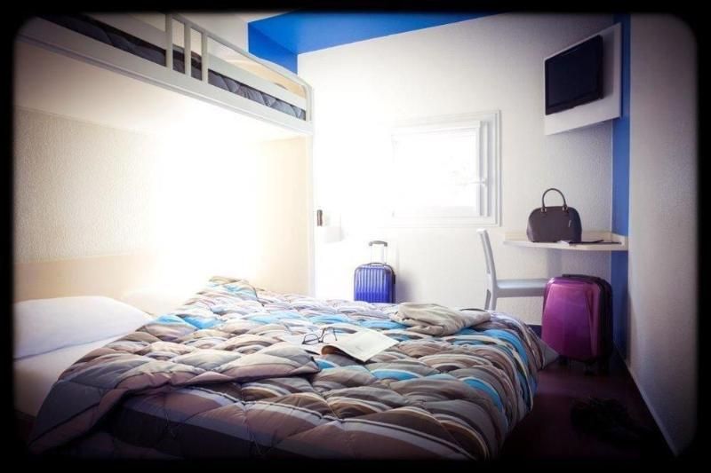 HotelF1 Auxerre nord 3