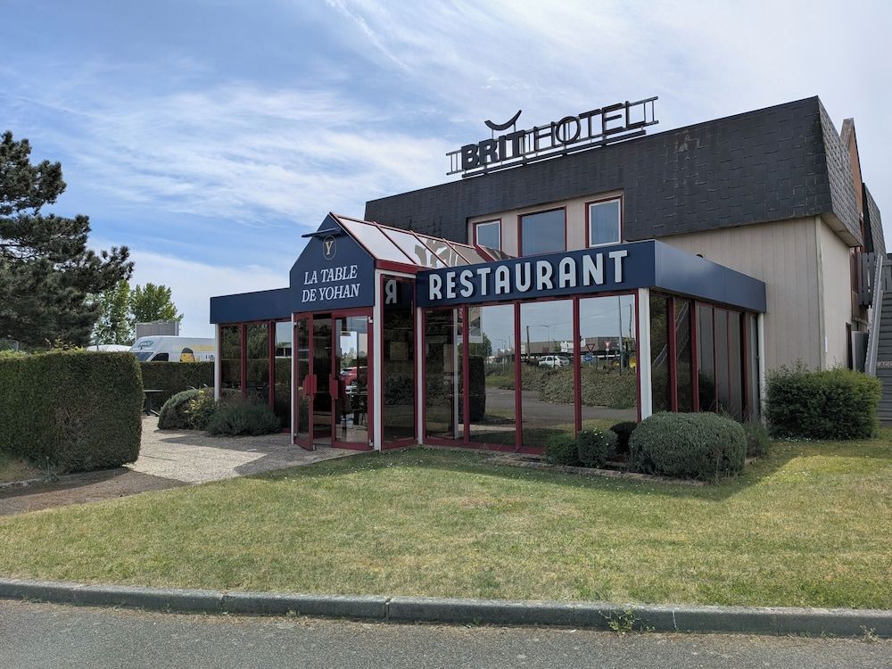 Brit Hotel Argentan 2 étoiles à Argentat