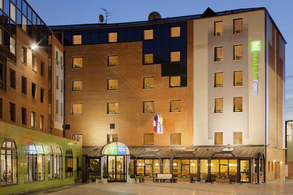 Holiday Inn Express Arras, an IHG Hotel 3 étoiles à Arras