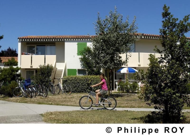 Vvf Villages Ars En Re 3