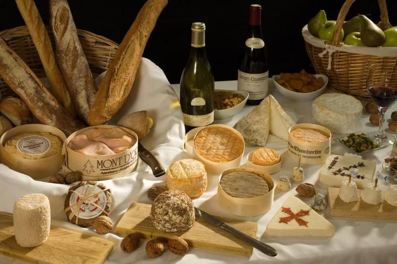 Hotel Restaurant La Tête Noire 3 estrelas em Autun