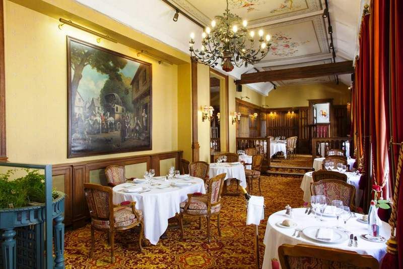 Hostellerie De La Poste 4 étoiles à Auxerre