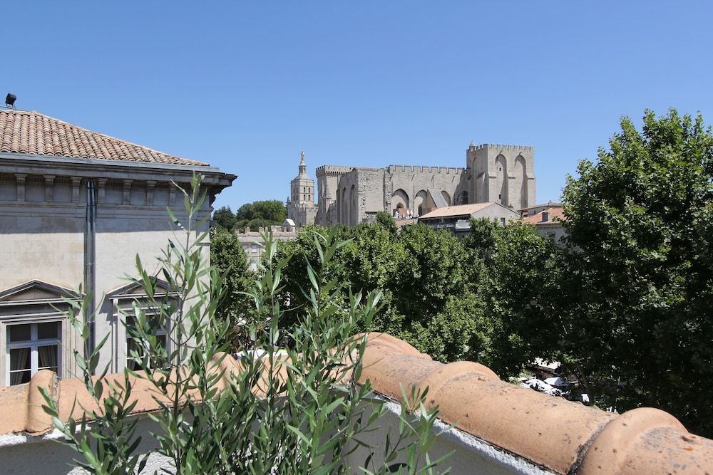 Hotel de l'Horloge 1