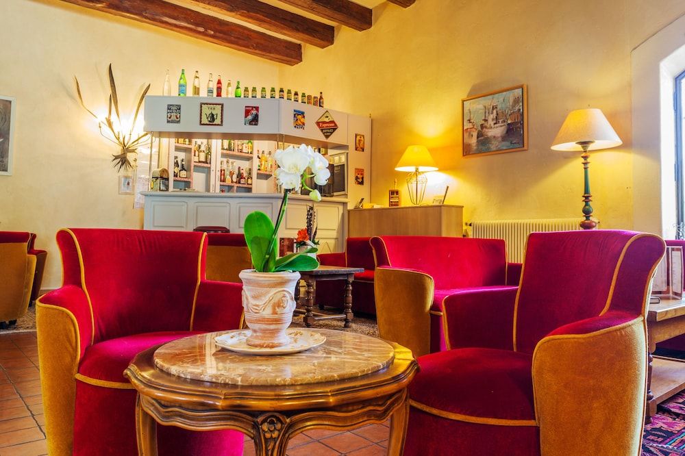 Auberge de Tavel 2