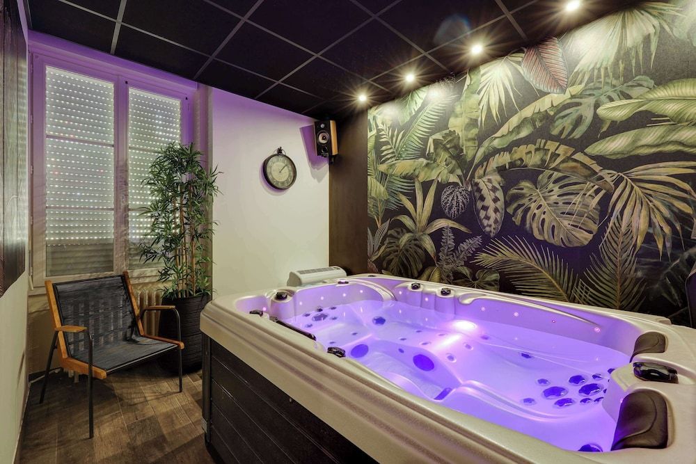 BRIT HOTEL & SPA Le Roc au Chien 3 estrellas en Bagnoles-de-l'Orne