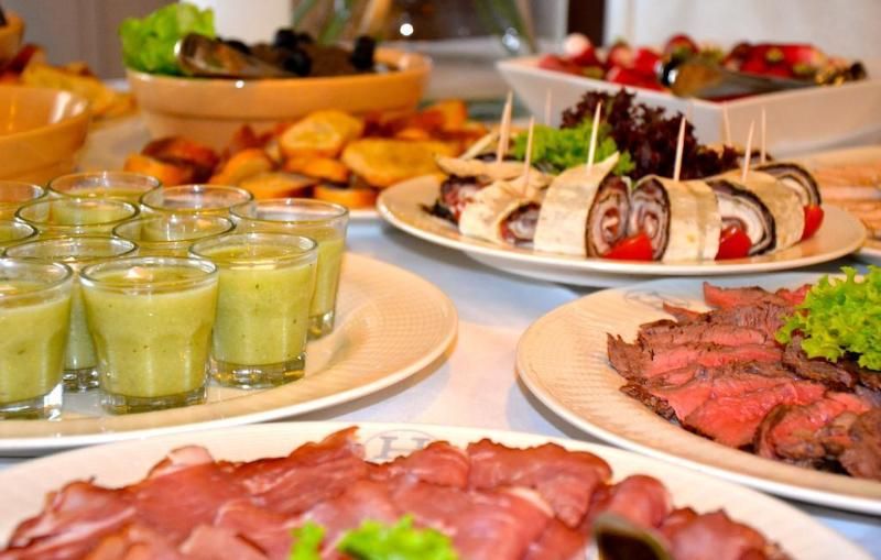 H Hotel & Restaurant 2