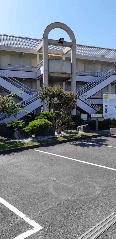 Premiere Classe Bayonne 1 estrelas em Bouaye