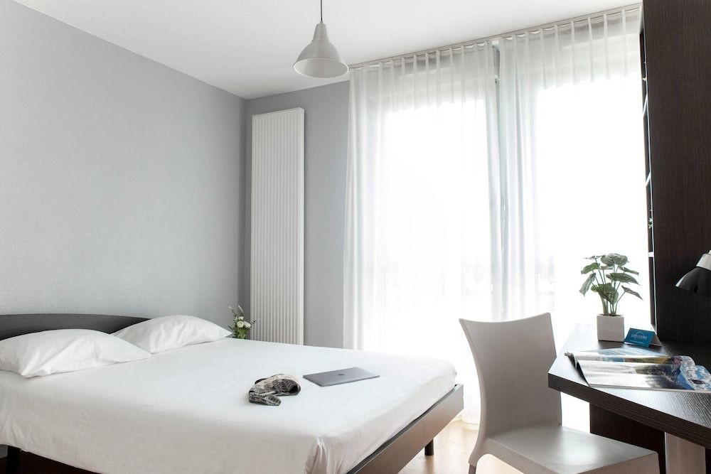 Comfort Aparthotel Besancon Hauts du Chazal 3 estrellas en Besançon