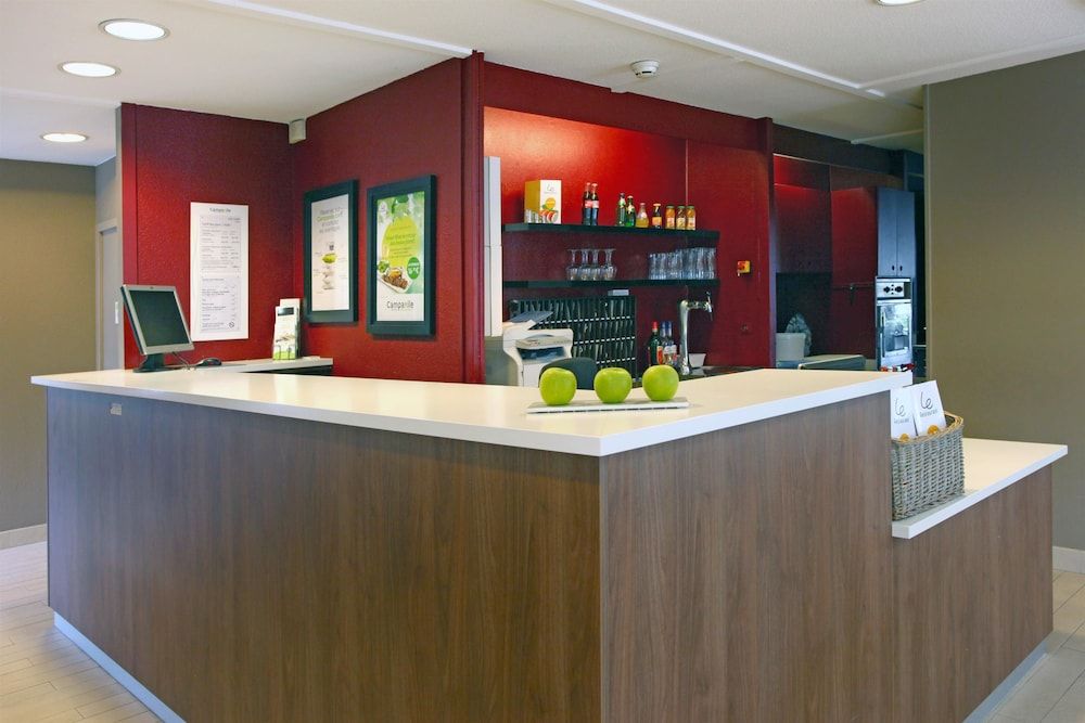 Campanile Besancon Ouest - Châteaufarine 3 estrellas en Besançon