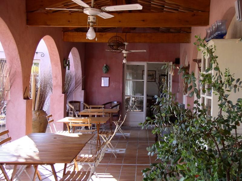 INTER-HOTEL Antibes Nord Le Domaine du Jas 3