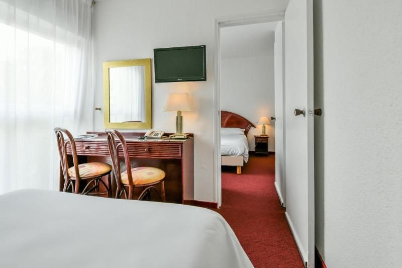 Logis Hôtel la Forestière Rest. l'Instant Gourmet 3