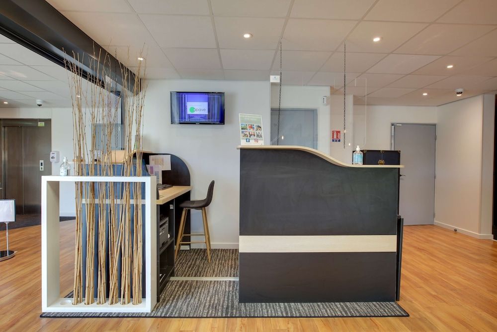 Sure Hotel by Best Western Bordeaux Lac 3