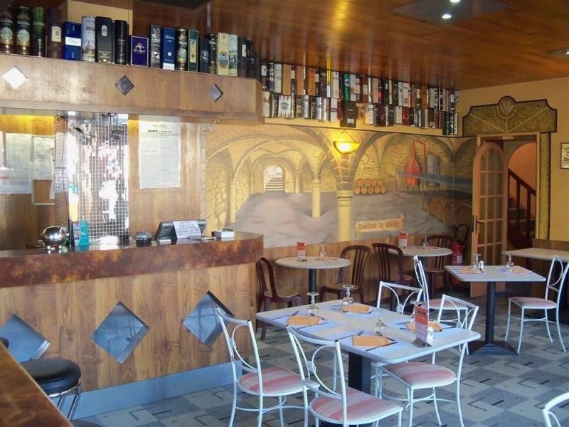 Le Rider 2 estrelas em Bort-les-Orgues