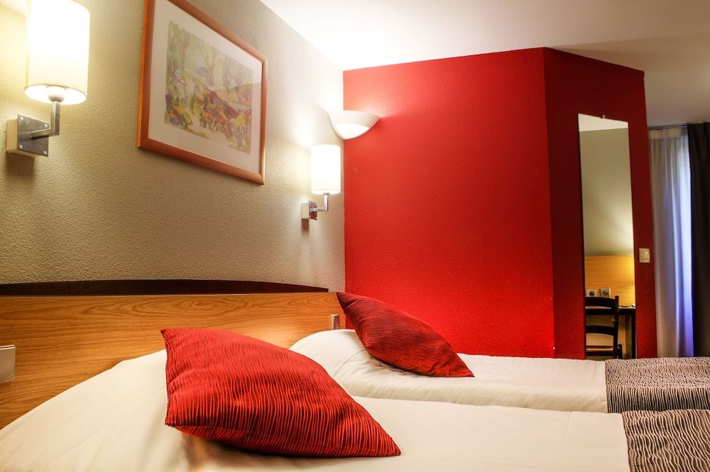 Hôtel Inn Design Restaurant Bourges 2 estrellas en Bourges