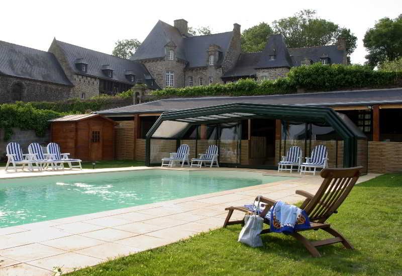 Chateau Hotel De Brelidy 2