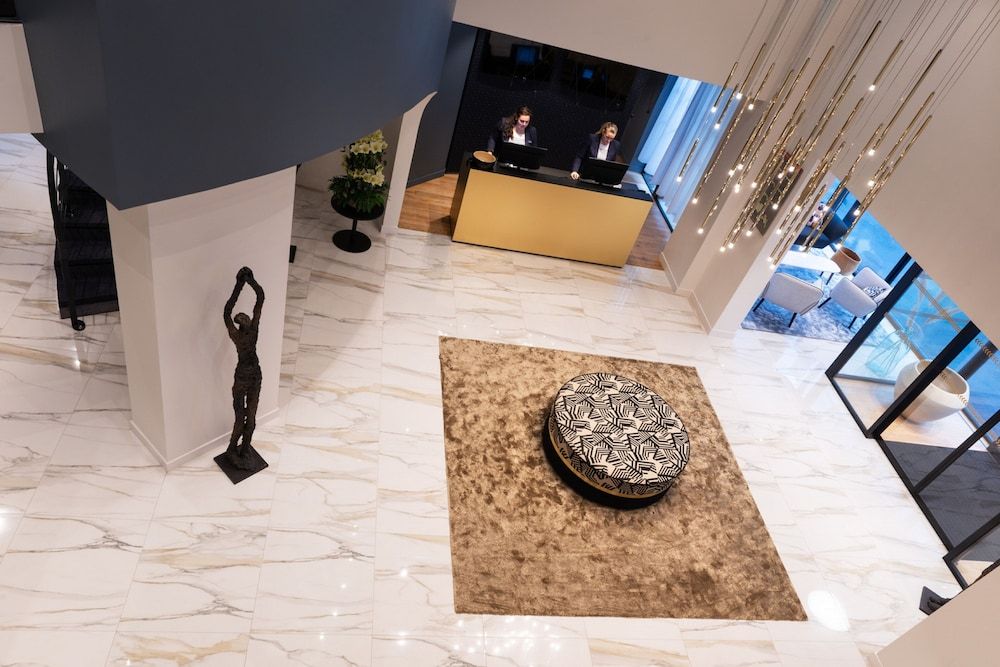 Hôtel l'Amirauté 2