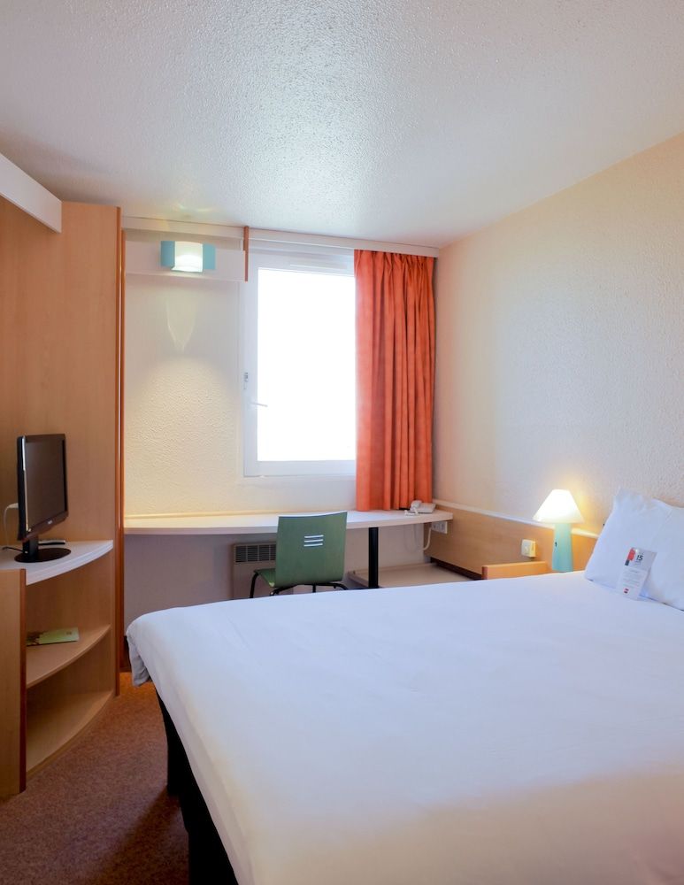 ibis Lyon Est Bron 3