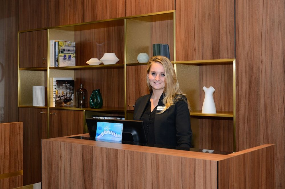 Mercure Caen Centre Port de Plaisance 2