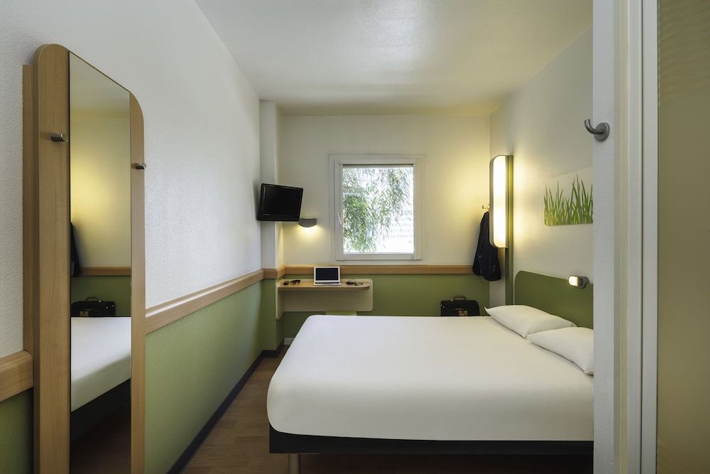 ibis budget Caen Porte de Bretagne 3
