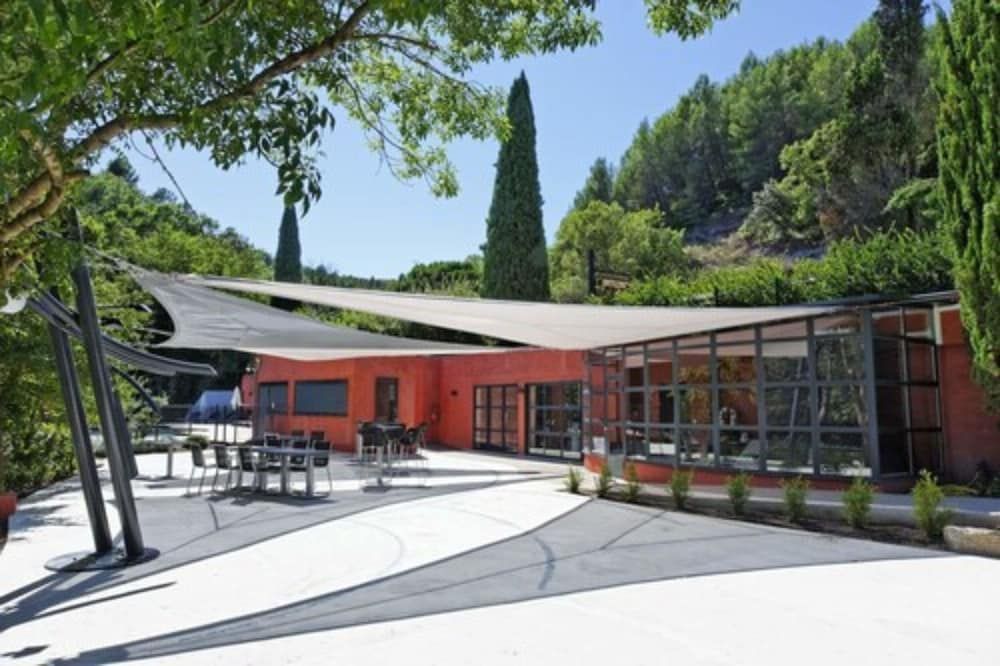 Hostellerie Les Gorges de Pennafort 2